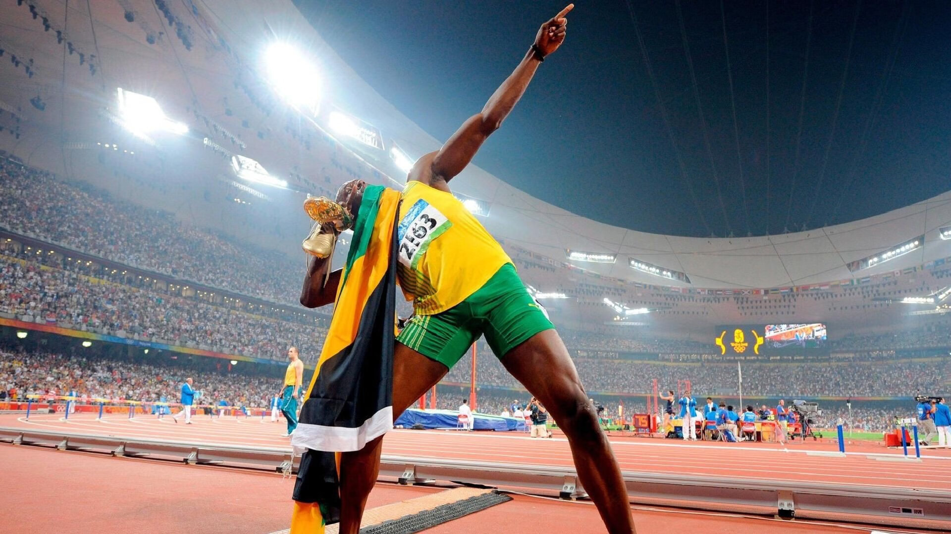 开云体育-绿茵场与乒乓台的双重奏，葡萄牙完胜法国，许昕状态火热绽放